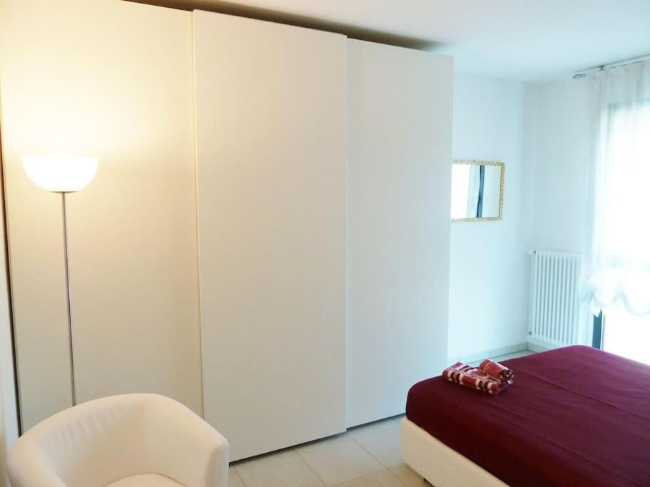 Modern & Strategic Apartment Siena Buitenkant foto